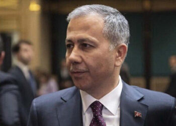 وزير الداخلية التركي: لا بلاغات عن خسائر إثر زلزال أضنة