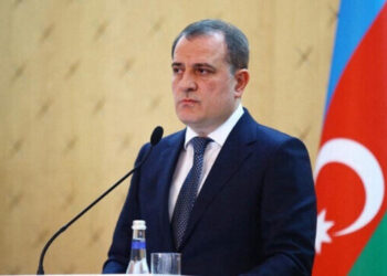 أذربيجان: نرفض الاعتداءات على القرآن وندينها بشدة