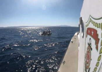 إنقاذ 62 مهاجرا غير نظامي بولايتي إزمير وموغلا