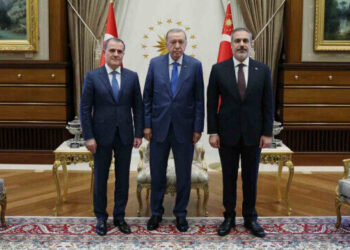 أردوغان يبحث مع وزير خارجية أذربيجان تطبيع العلاقات بين باكو ويريفان