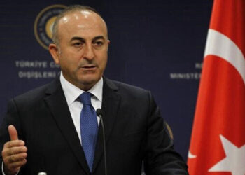 تشاووش أوغلو: إغلاق مدارس الأقلية التركية باليونان تهديد للسلم الاجتماعي