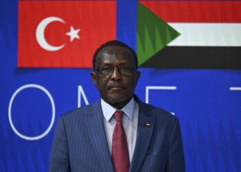 سفير الخرطوم في تركيا: الشعب السوداني يدعم جيشه
