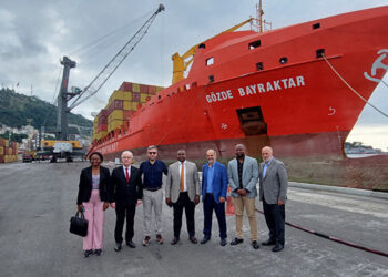 وزير النقل في غينيا الاستوائية: شركة تشغيل ميناء طرابزون مثال حي للنجاح