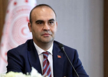 كاجر يشدد على تقوية العنصر التكنولوجي في العلاقات مع واشنطن