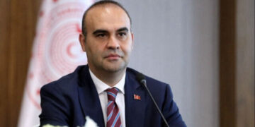 كاجر يشدد على تقوية العنصر التكنولوجي في العلاقات مع واشنطن