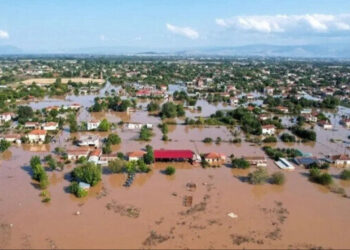 انطلاق طائرتين تركيتين تحملان فرق إنقاذ ومساعدات لليبيا